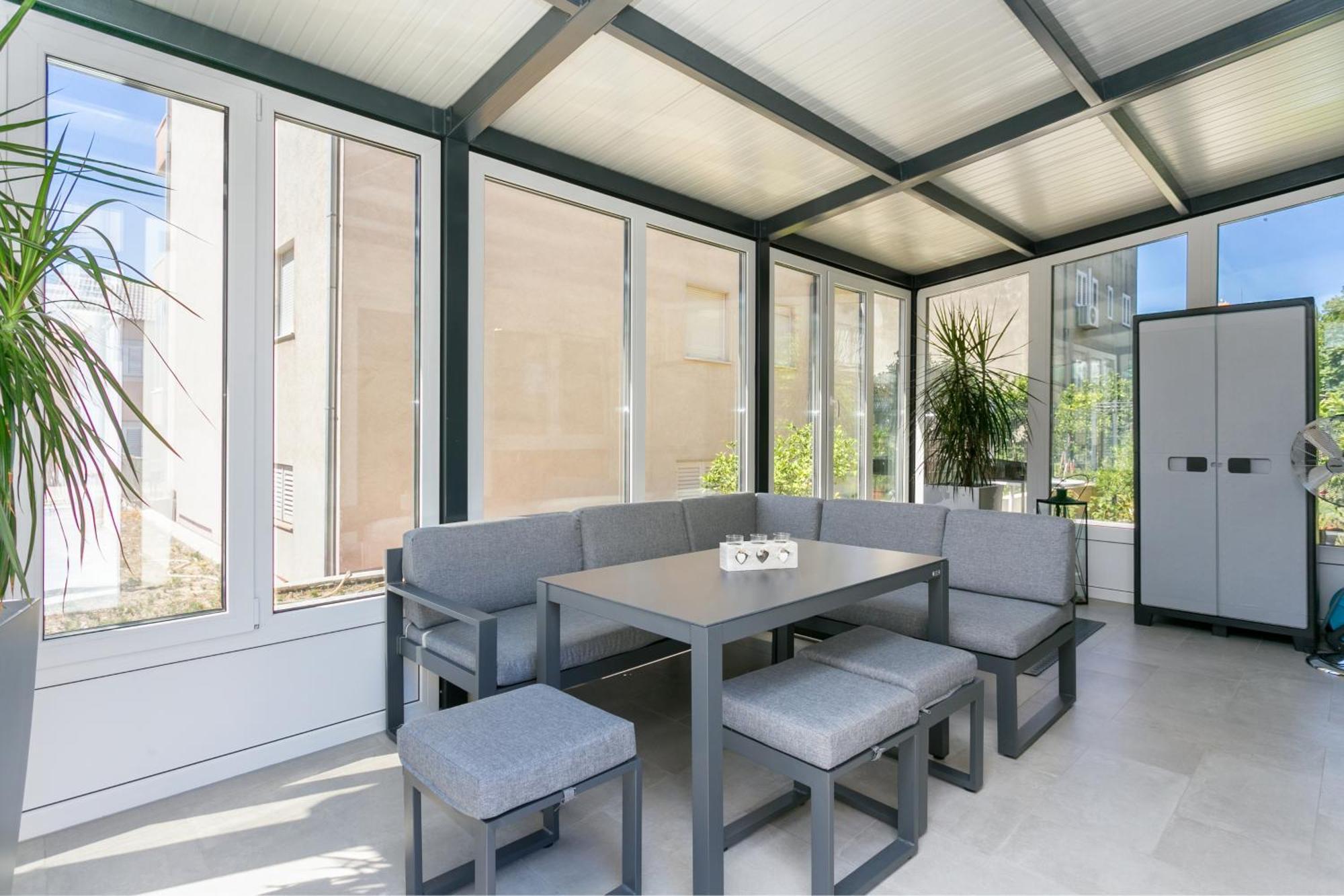 Apartman With A Parking Space Stobrec, - 23476
